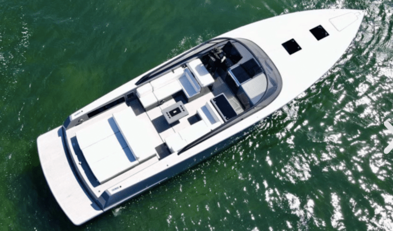 VanDutch 48 ft