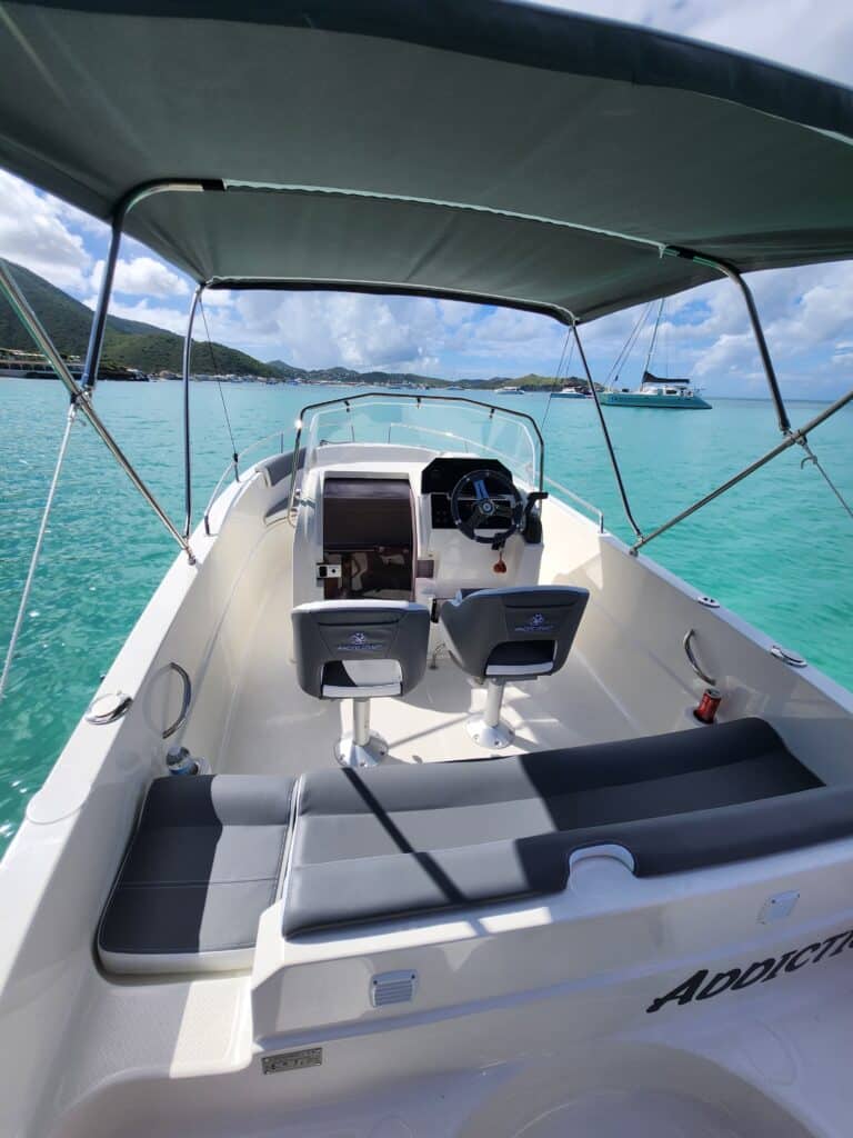 Pacific Craft 21 ft Seats in Saint Martin