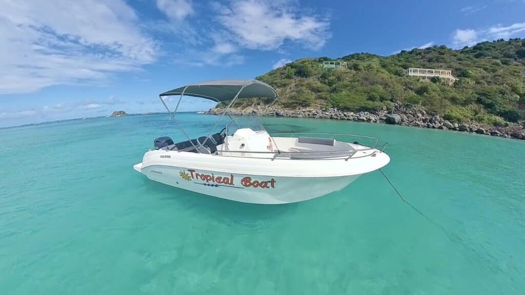 Sea View Pacific Craft 21 ft in Saint Martin